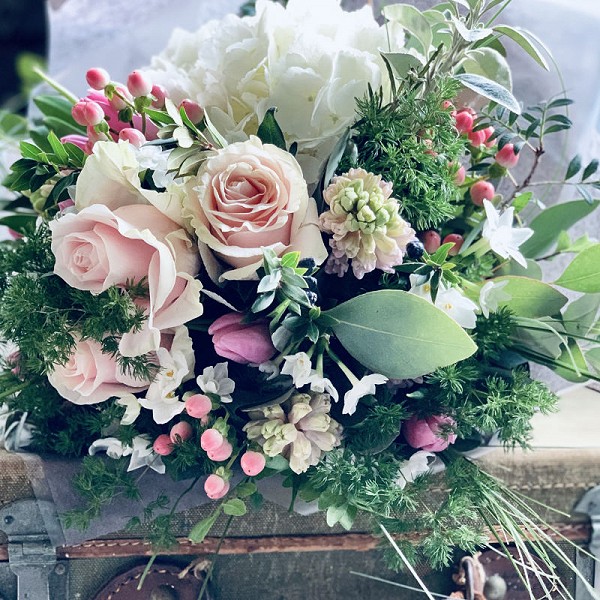 2020 Lucie Mason Flowers 'Breakfast in Bed' flowers hand tied bouquet